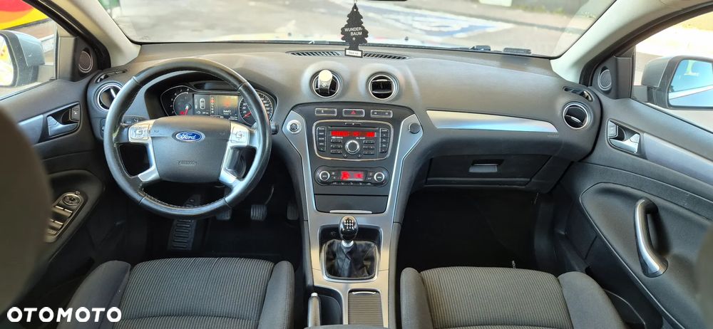 Ford Mondeo 1.6 T Titanium - 5