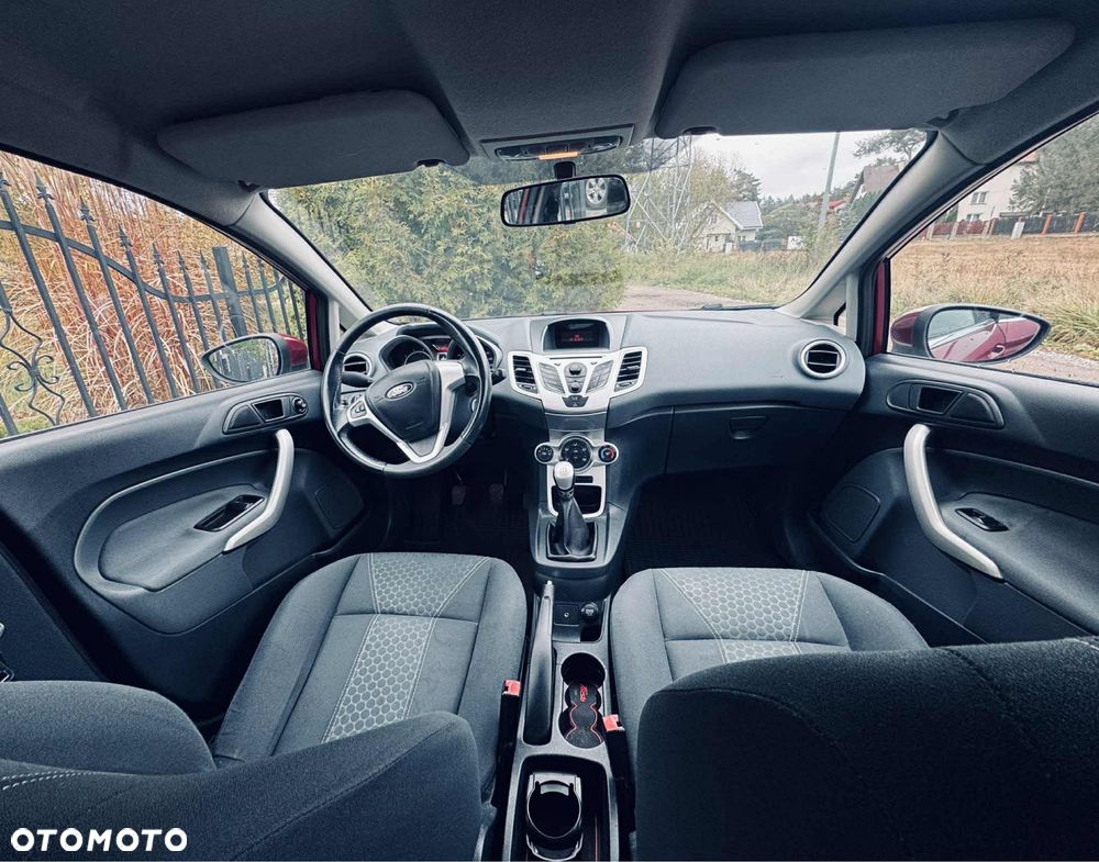 Ford Fiesta - 6
