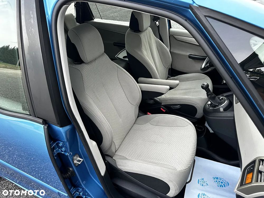 Citroën C4 Picasso - 13