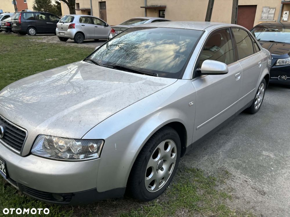Audi A4 Limousine