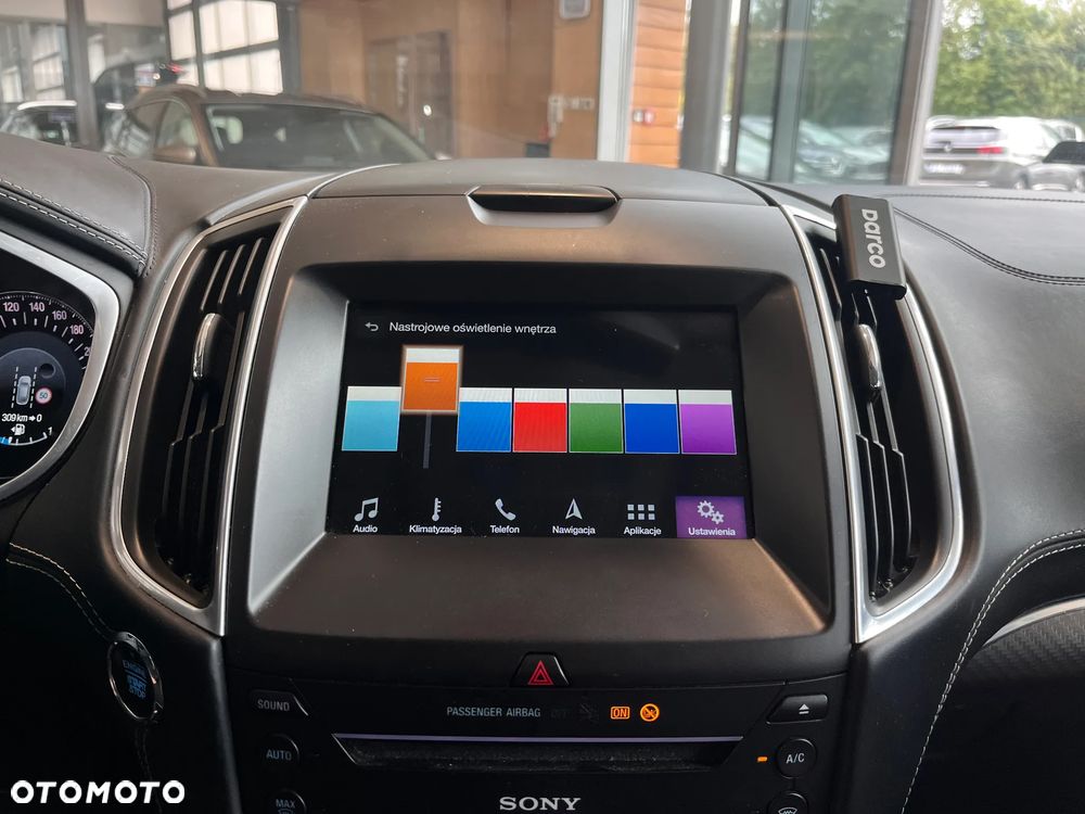 Ford S-Max - 23