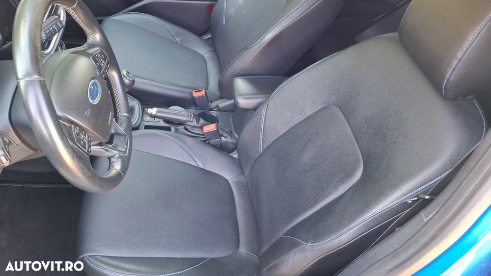 Ford Fiesta - 10