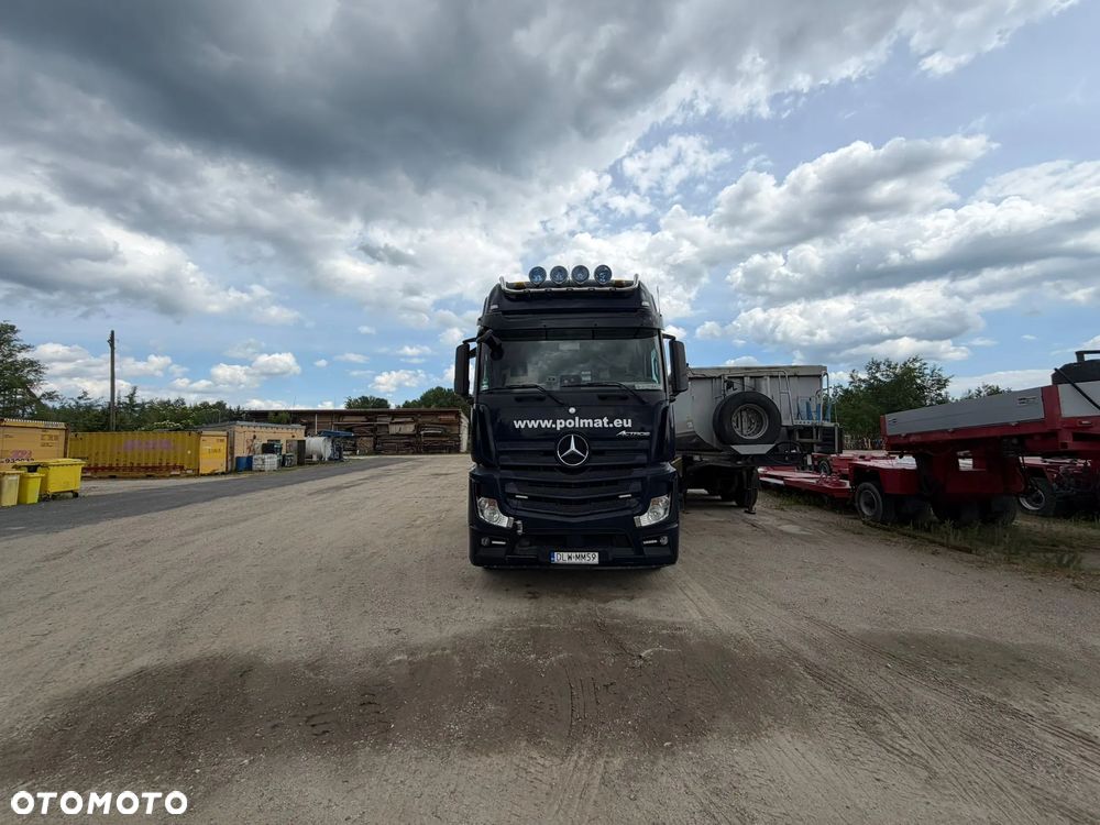 Mercedes-Benz ACTROS - 3