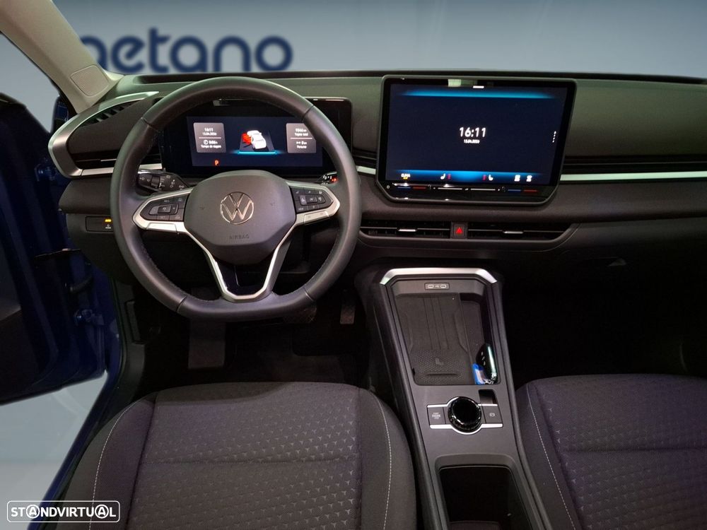 VW T-Roc 1.5 eTSI Life DSG - 13