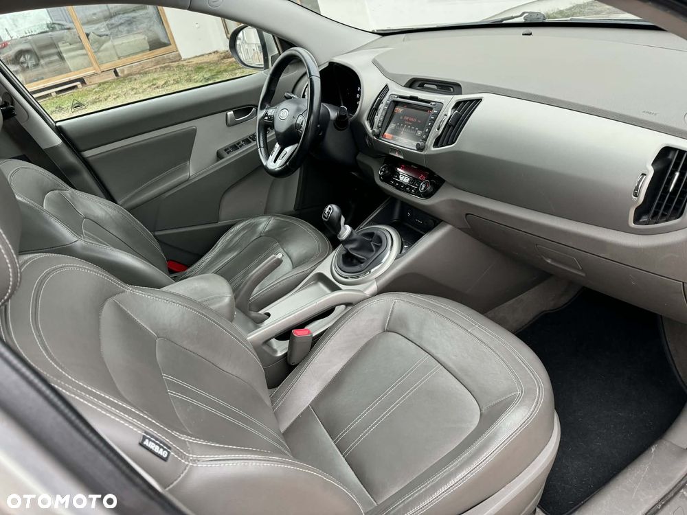 Kia Sportage 1.7 CRDI XL 2WD - 12