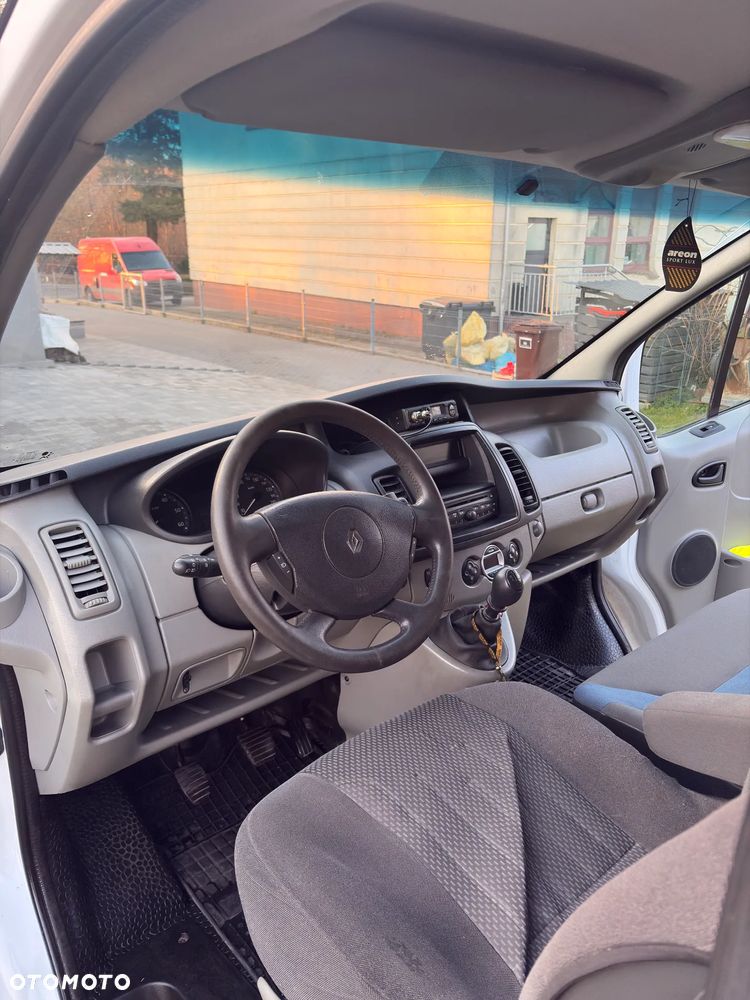Renault TRAFIC (blaszak) - 13