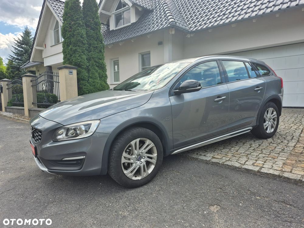 Volvo V60 Cross Country D3 Momentum - 11