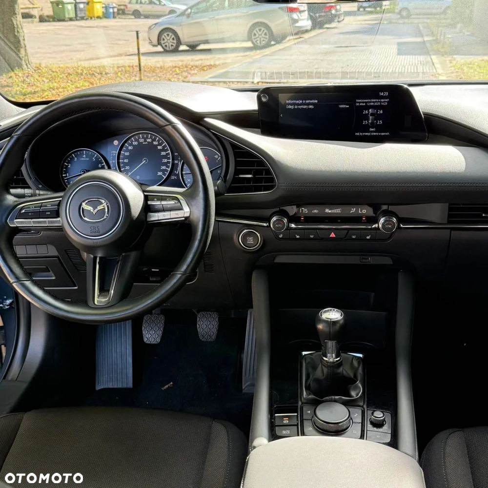Mazda 3 - 16