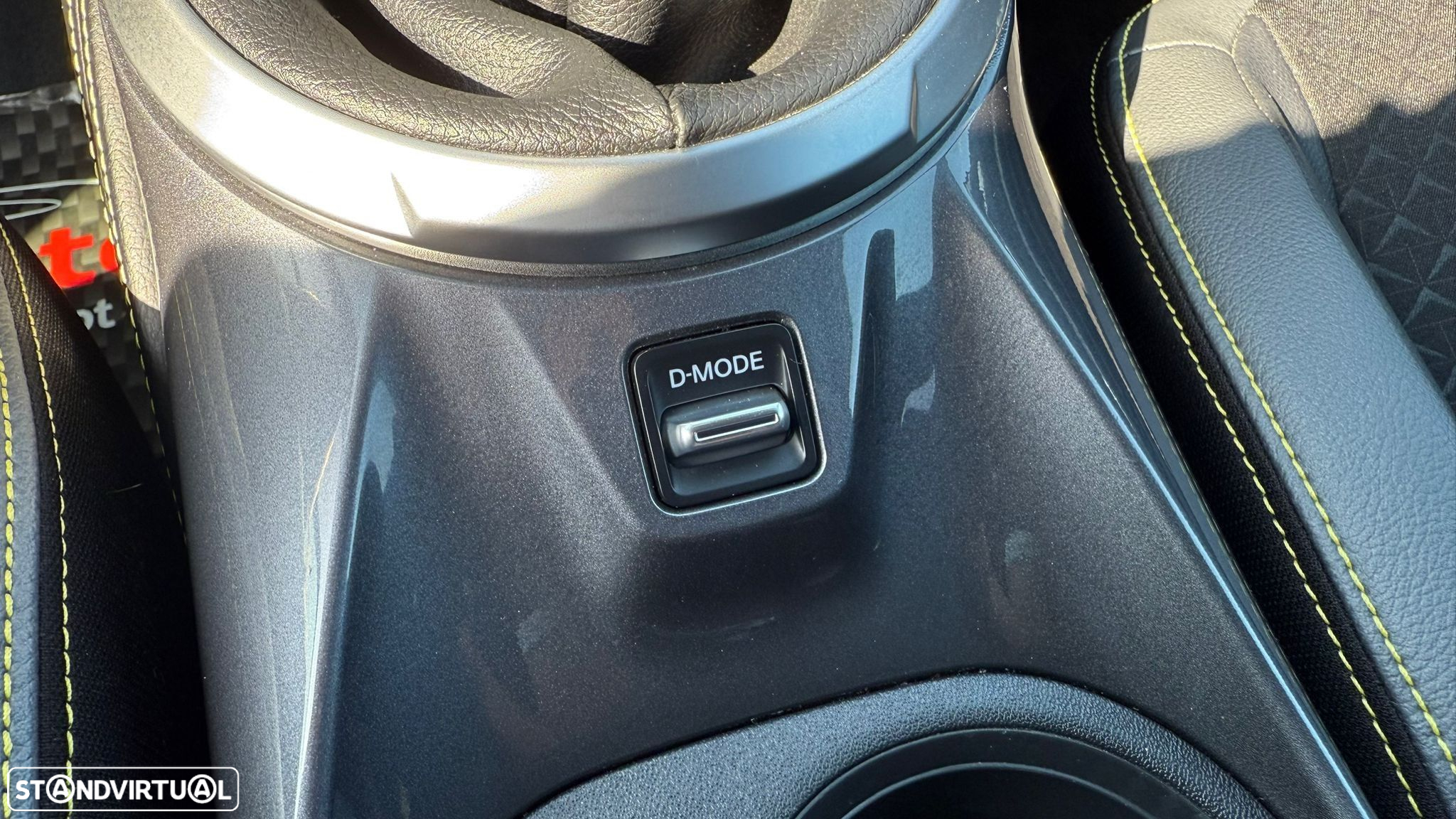 Nissan Juke 1.0 DIG-T Kiiro - 48