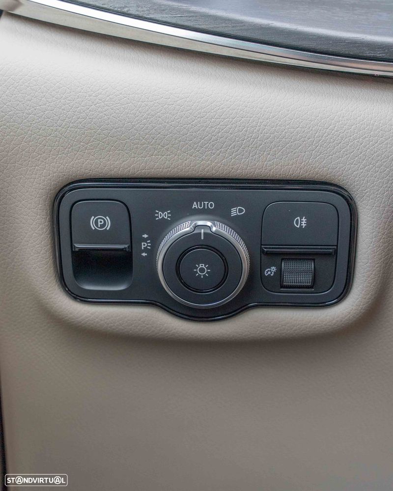 Mercedes-Benz V 300 d Exclusive - 45