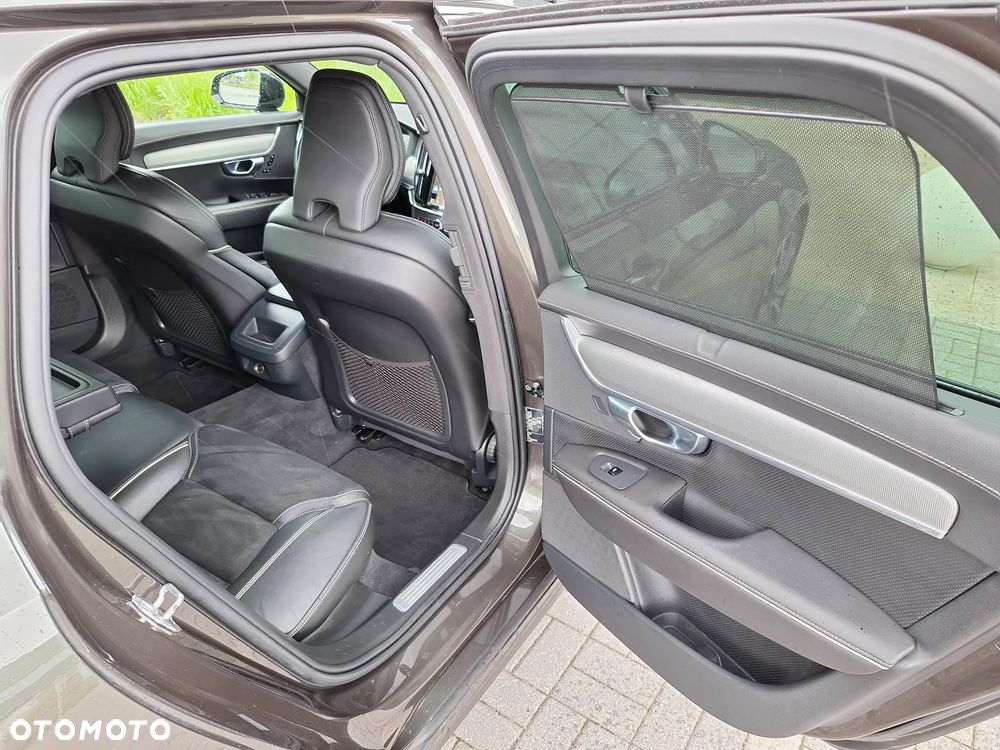 Volvo V90 T4 R-Design - 24