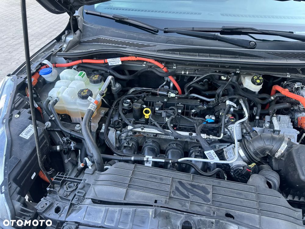 Ford Kuga 2.5 Duratec FHEV ACTIVE - 10