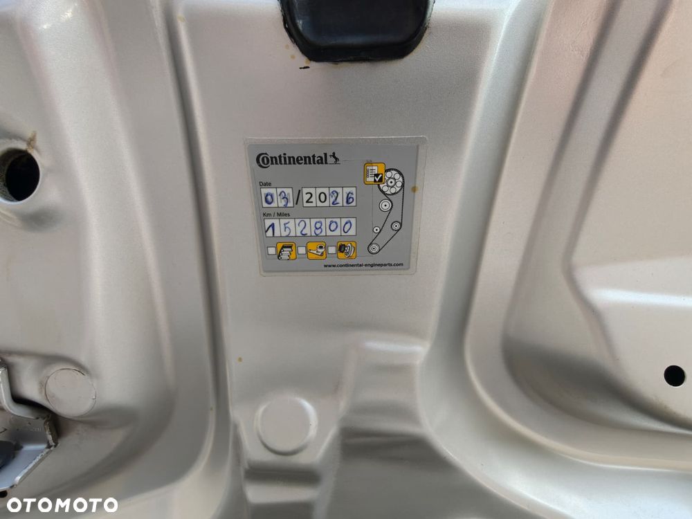 Opel Vivaro Tour - 13