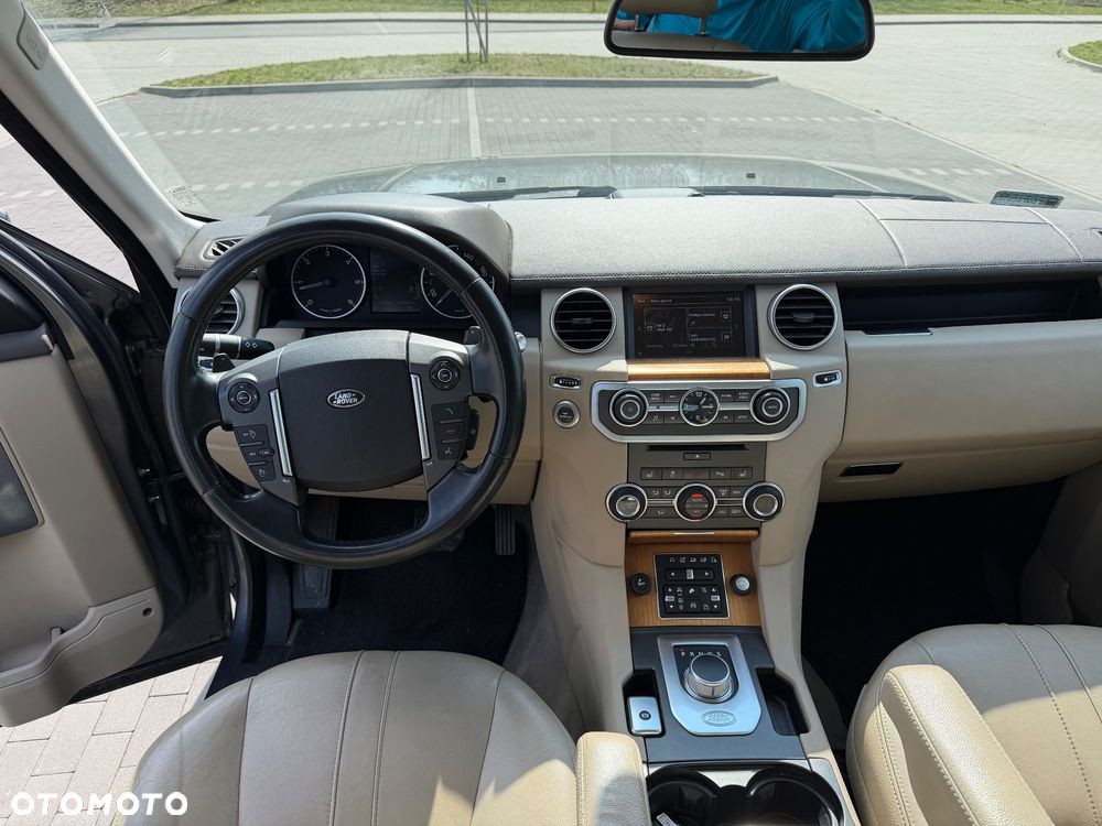Land Rover Discovery 3.0 SD V6 HSE EU6 - 25