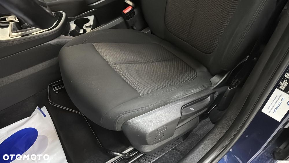 BMW Seria 2 218d - 14
