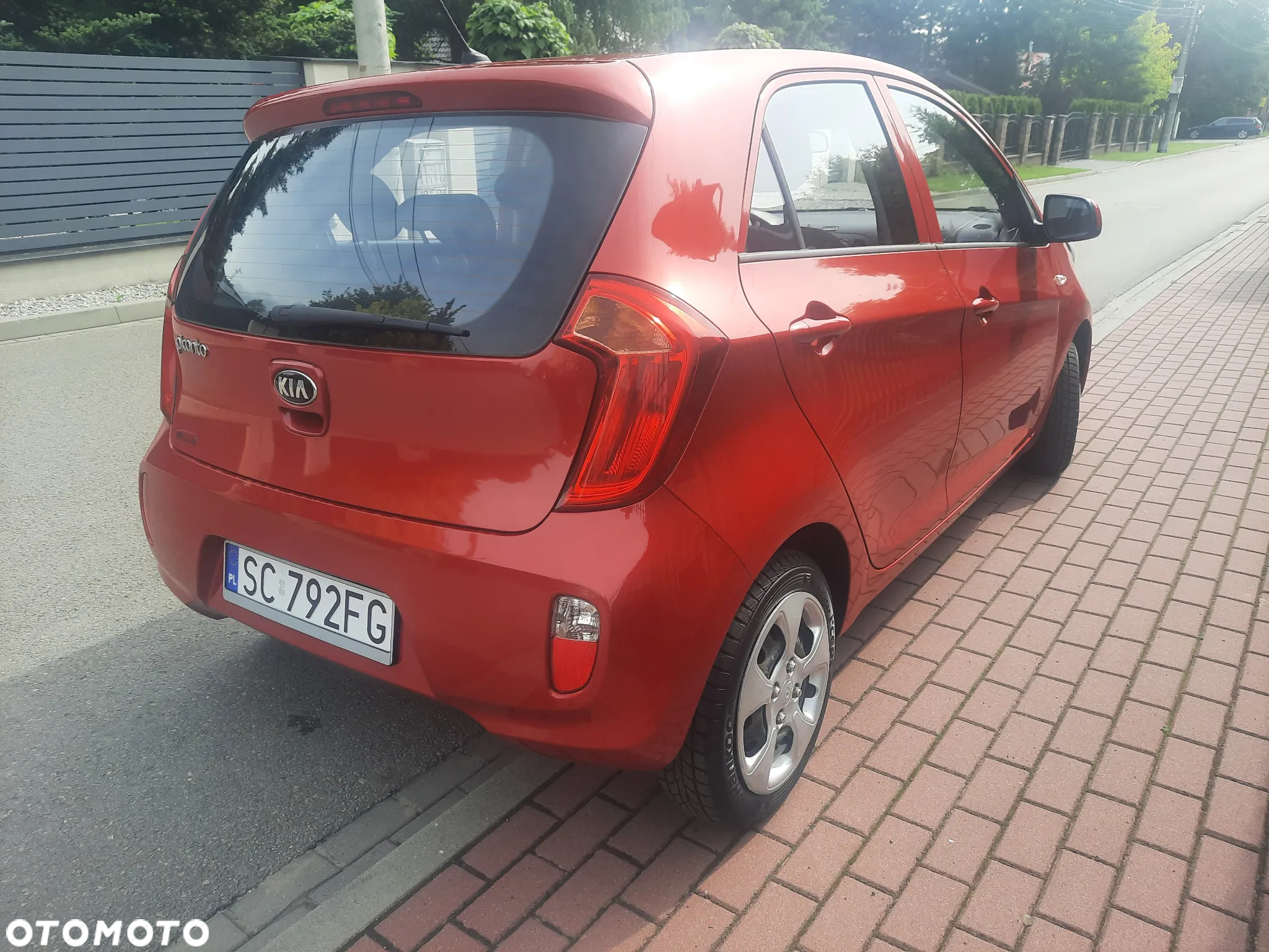 Kia Picanto 1.0 Attract - 2