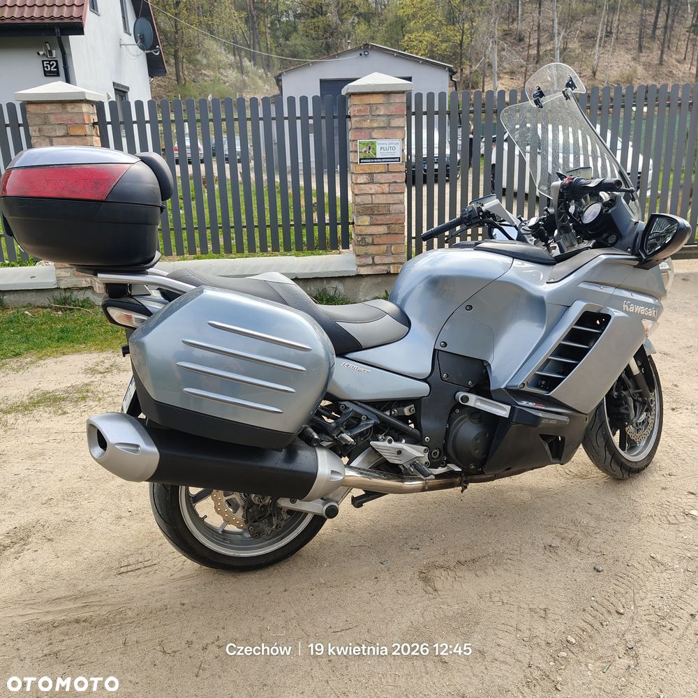 Kawasaki GTR - 2