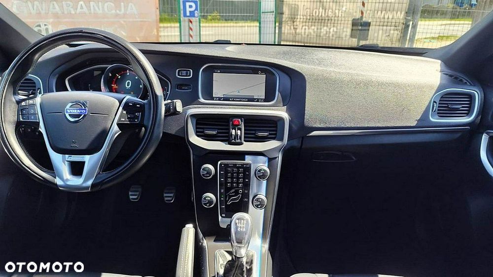 Volvo V40 - 19