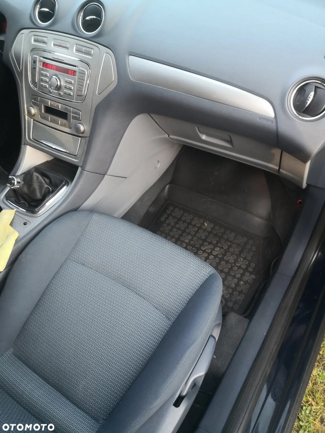 Ford Mondeo 2.0 Ambiente - 13