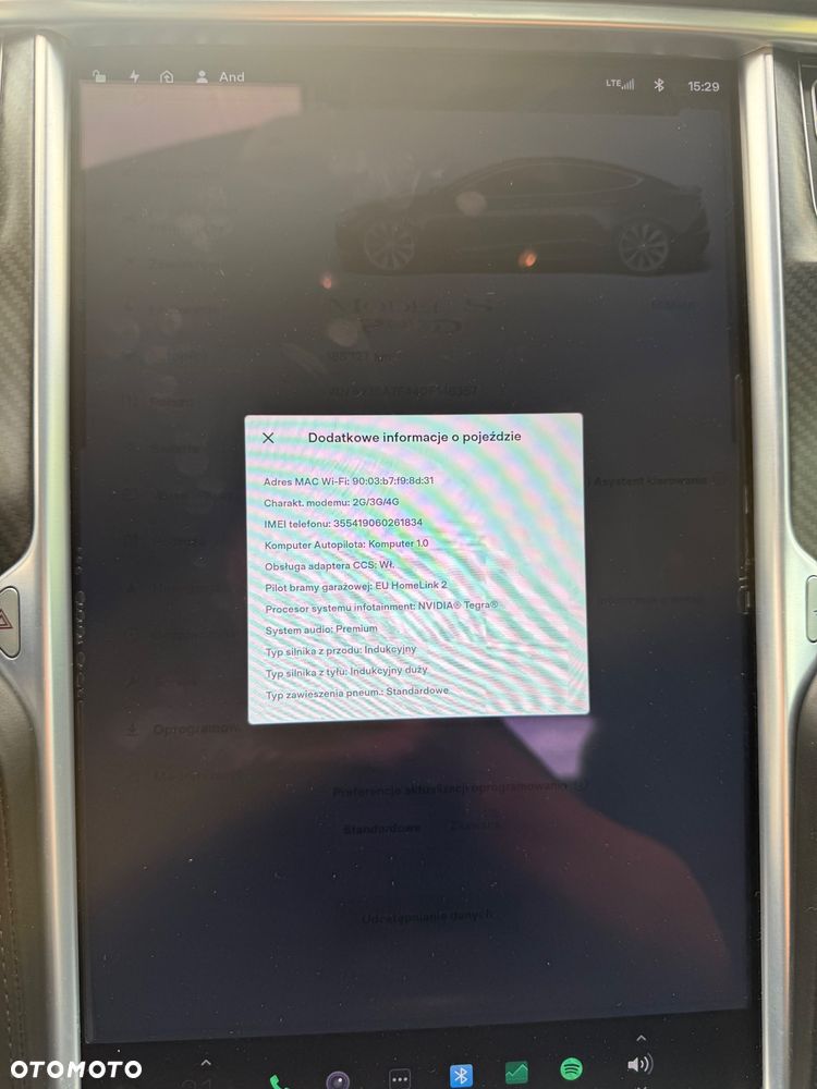 Tesla Model S - 27