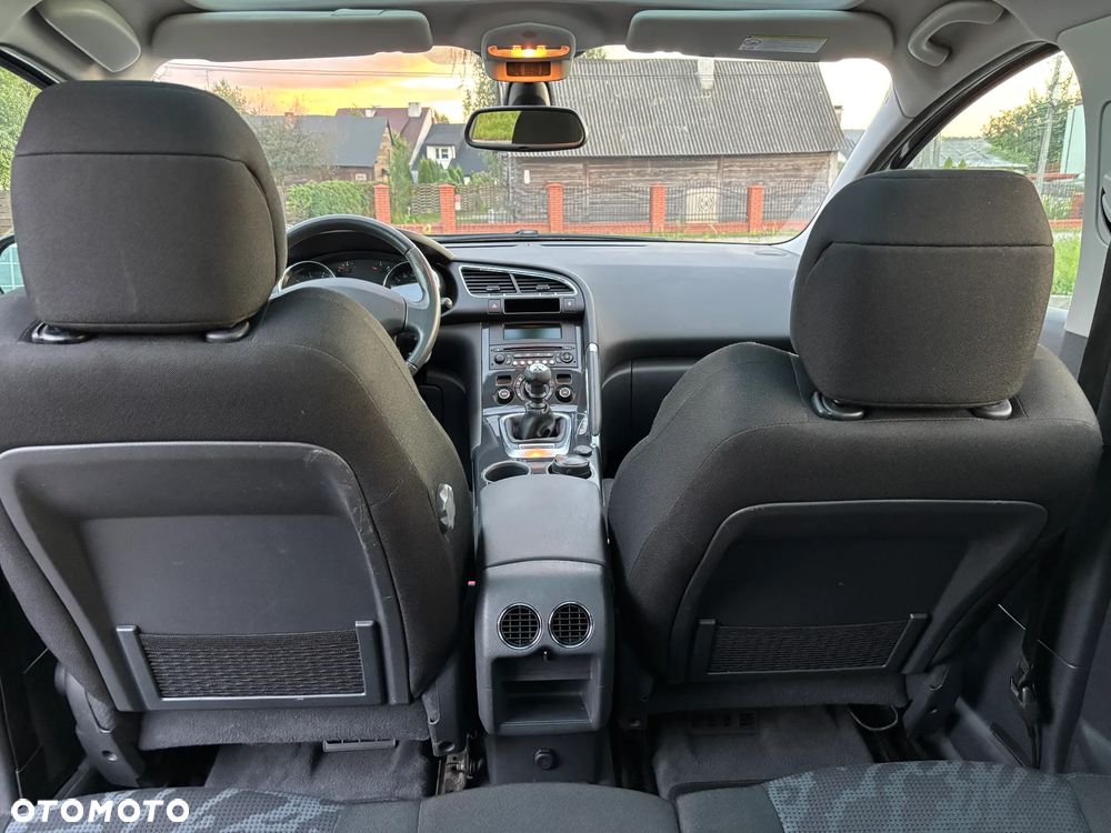 Peugeot 3008 155 THP Premium - 14