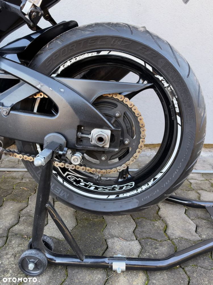Suzuki GSX-R - 18