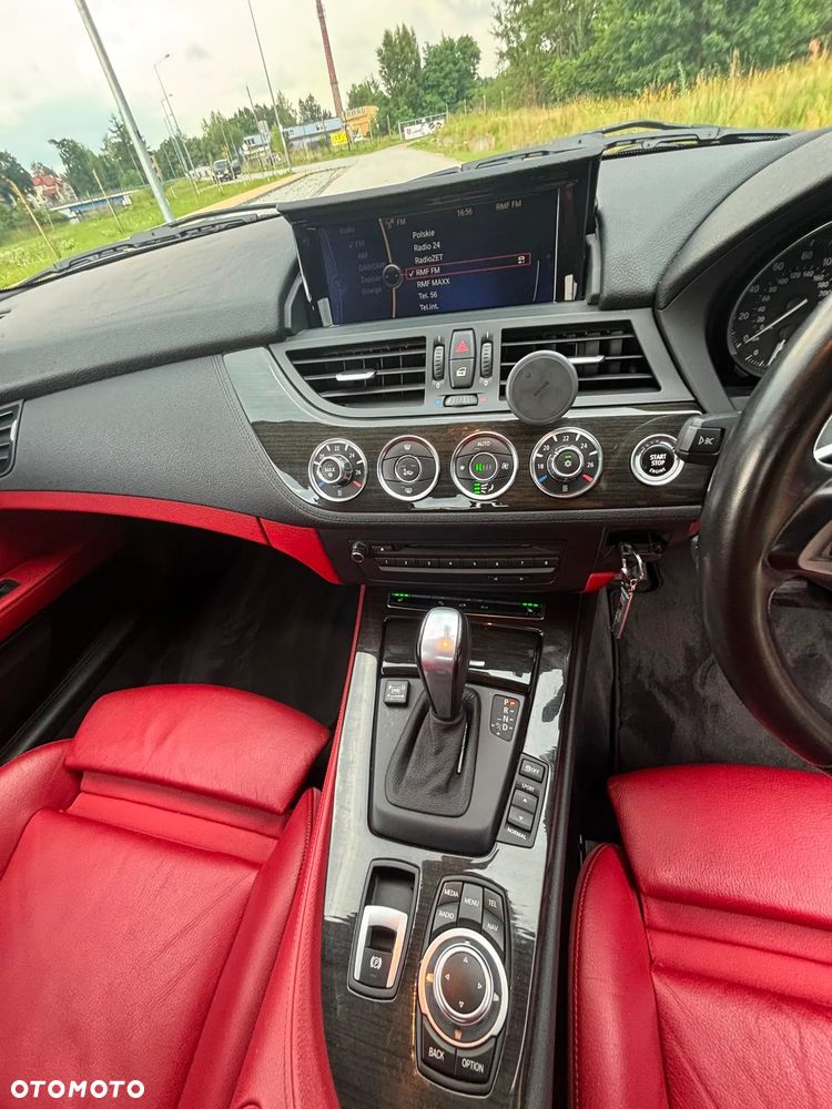 BMW Z4 sDrive30i - 9