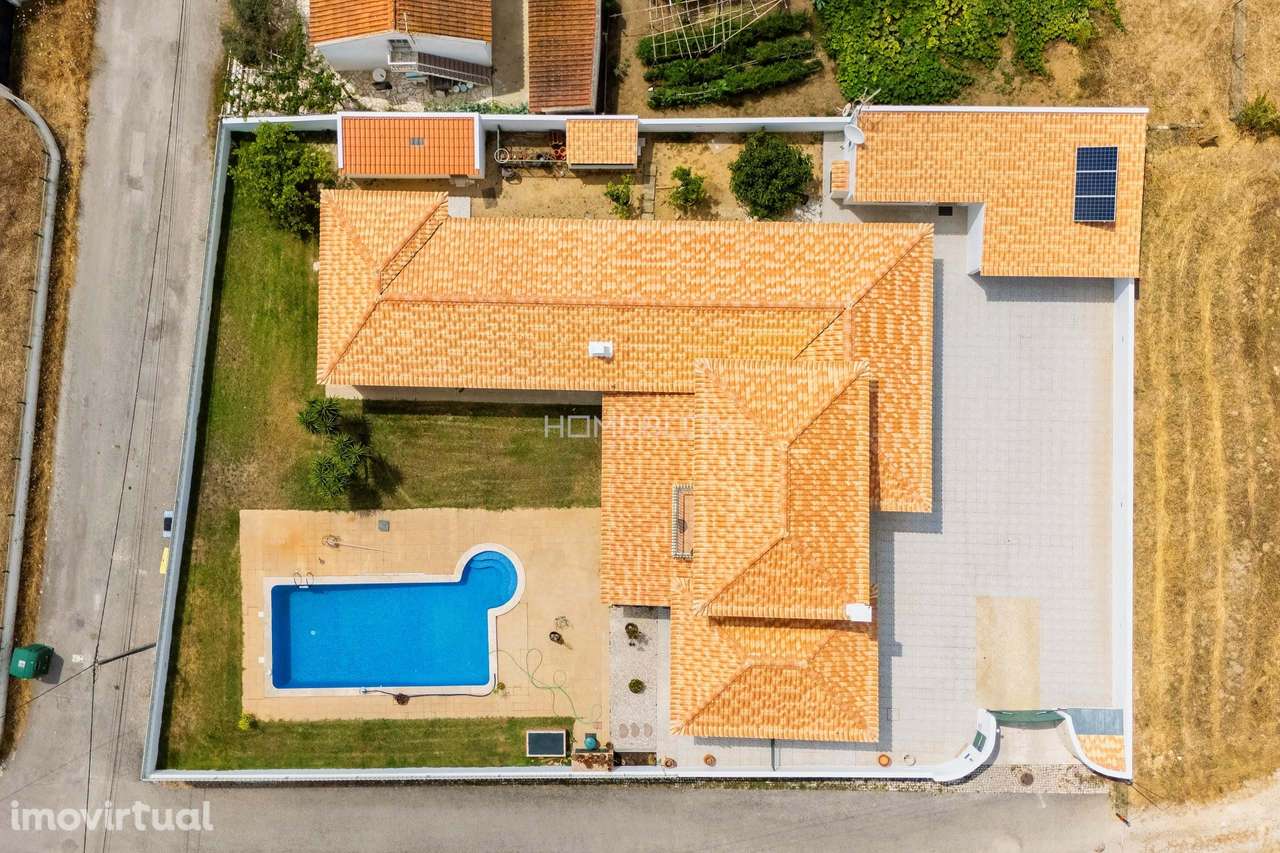 Moradia c/ 354 m² | Lote 1130 m² | Piscina e Jardim em Brejos do Assa - Grande imagem: 4/40