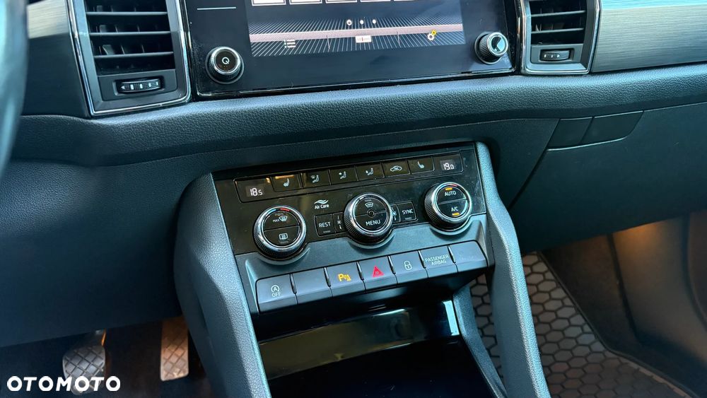 Skoda Kodiaq 1.5 TSI ACT 4x2 Ambition 7os - 28