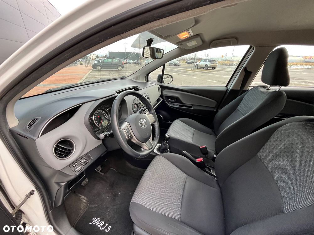 Toyota Yaris - 9