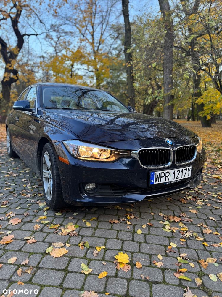 BMW Seria 3 328i xDrive - 2