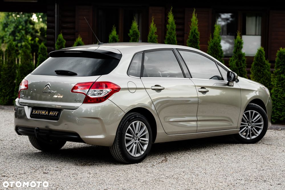 Citroën C4 e-HDi 110 Selection - 16