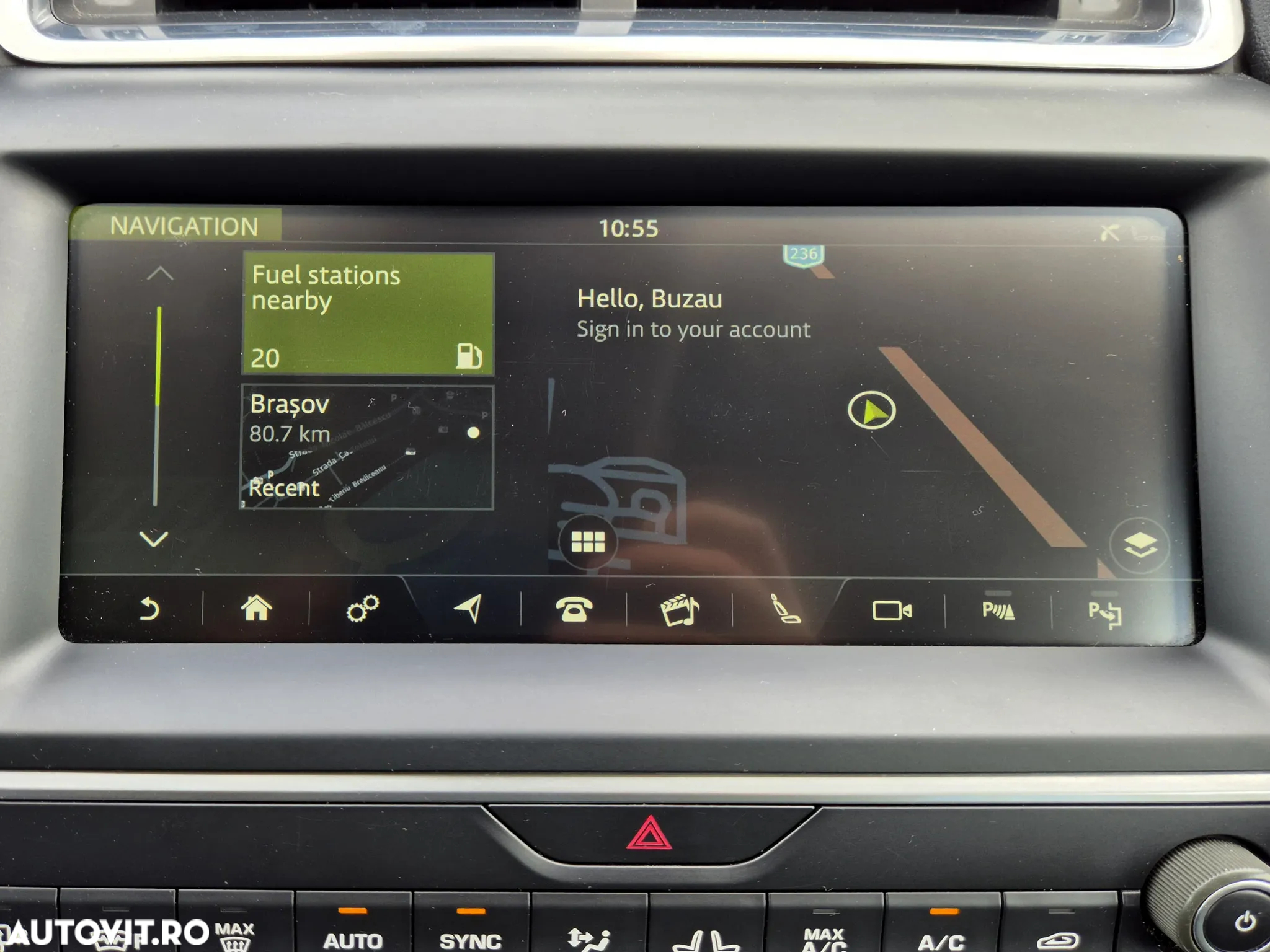 Jaguar E-Pace D150 AWD SE - 32