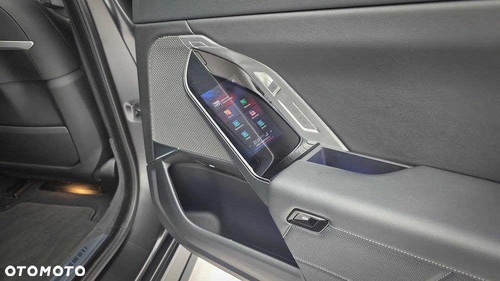 BMW Seria 7 740Ld xDrive sport - 25