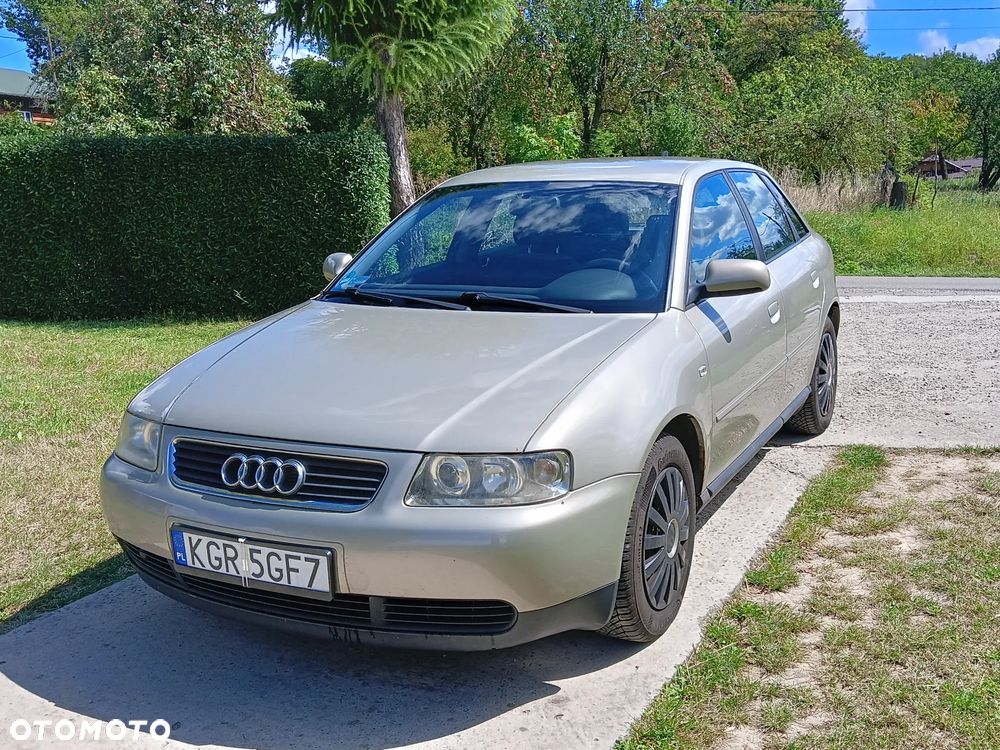 Audi A3 Sportback 1.6 Ambiente - 2