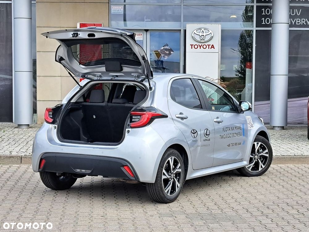 Toyota Yaris Hybrid 1.5 Style - 6