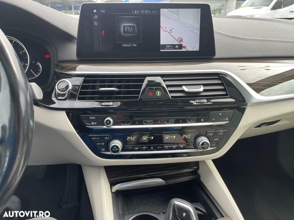 BMW Seria 5 530d xDrive Aut. Luxury Line - 14