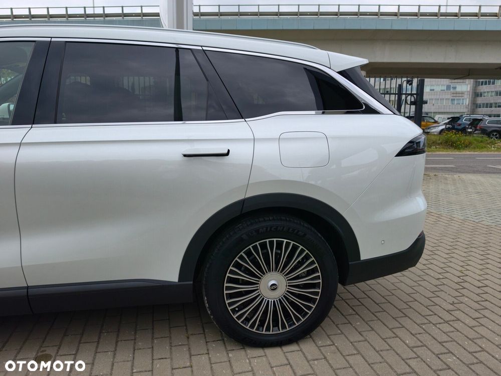 Chery Tiggo 9 - 12