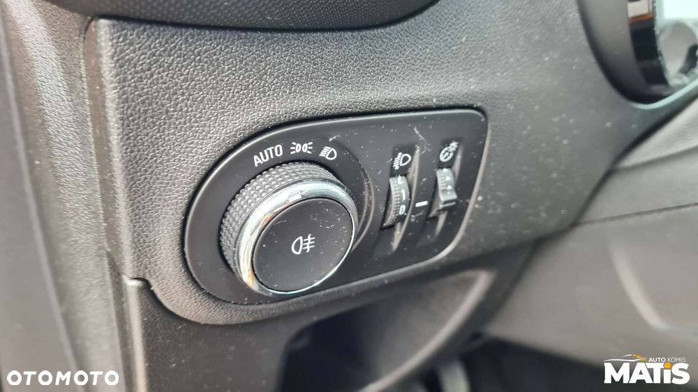 Opel Crossland X - 36