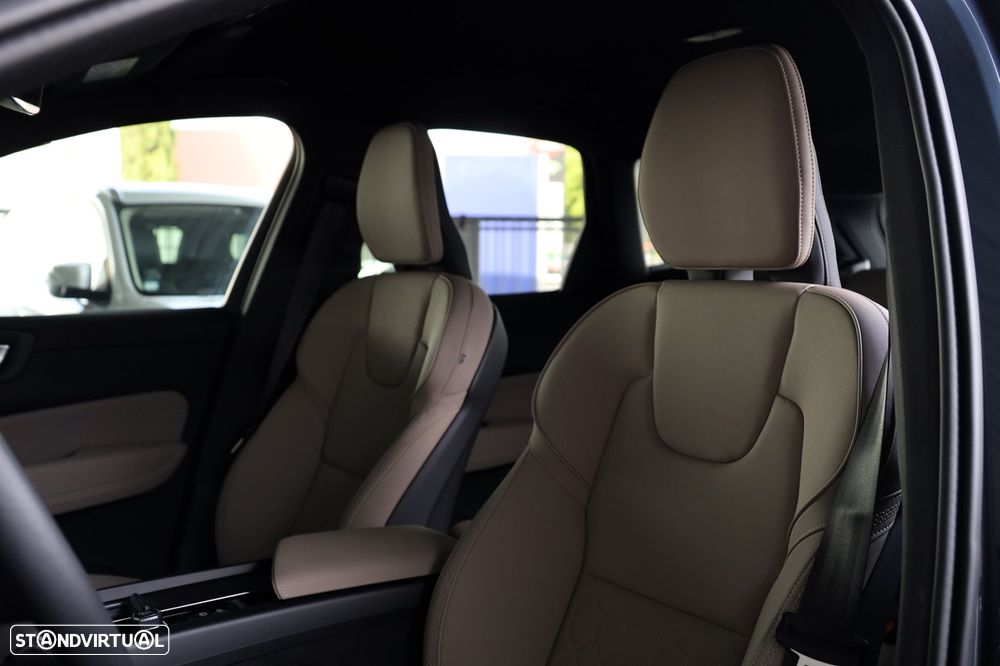Volvo XC 60 2.0 T6 PHEV Core AWD - 9