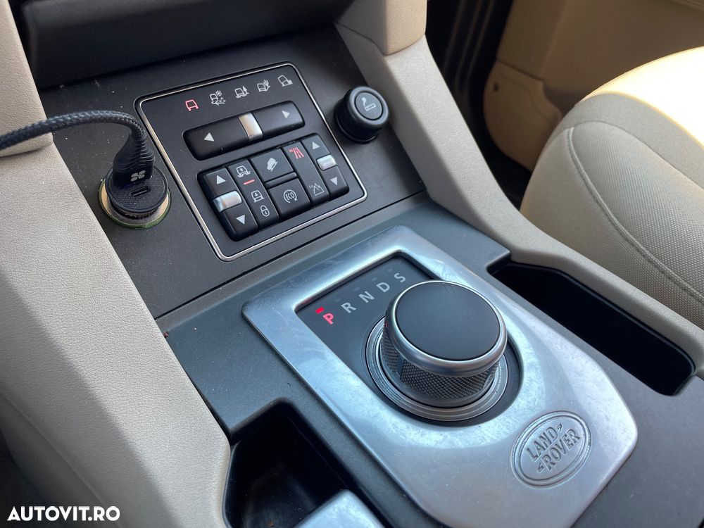 Land Rover Discovery 3.0 TDV6 S Aut - 27
