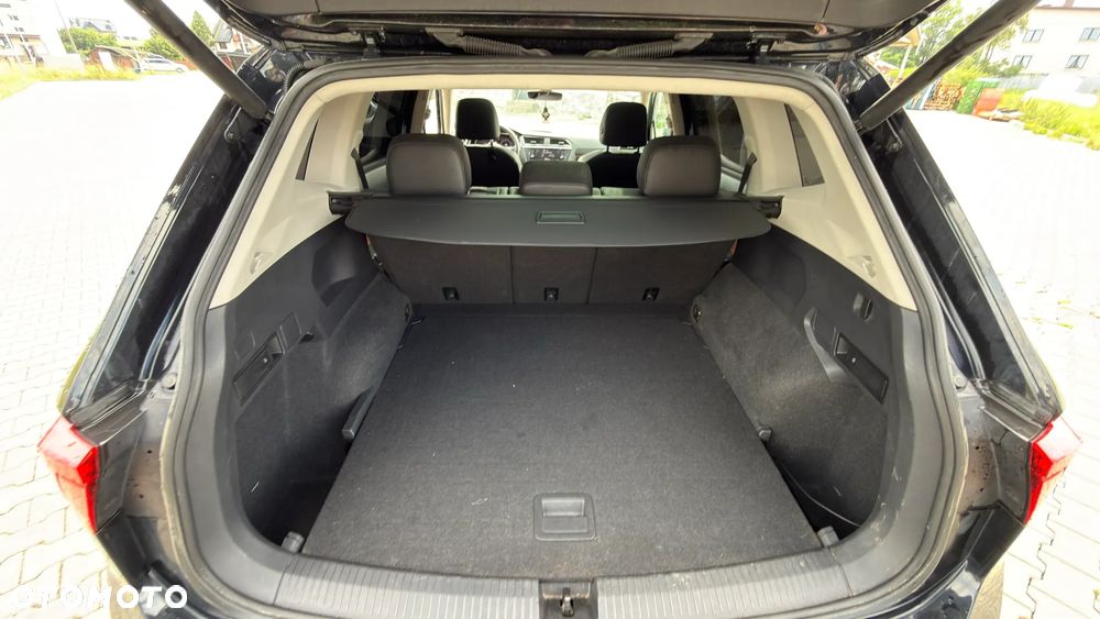 Volkswagen Tiguan 2,0 TSI OPF 4Motion DSG R-Line - 28