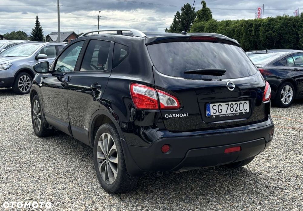 Nissan Qashqai - 4