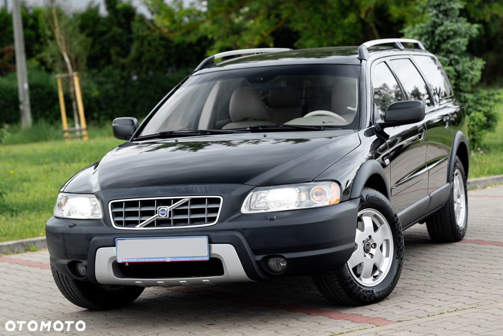 Volvo XC 70 AWD Momentum - 9