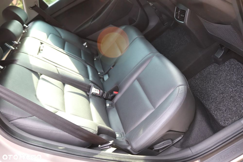 Hyundai Tucson 1.6 GDI BlueDrive Design 2WD - 26