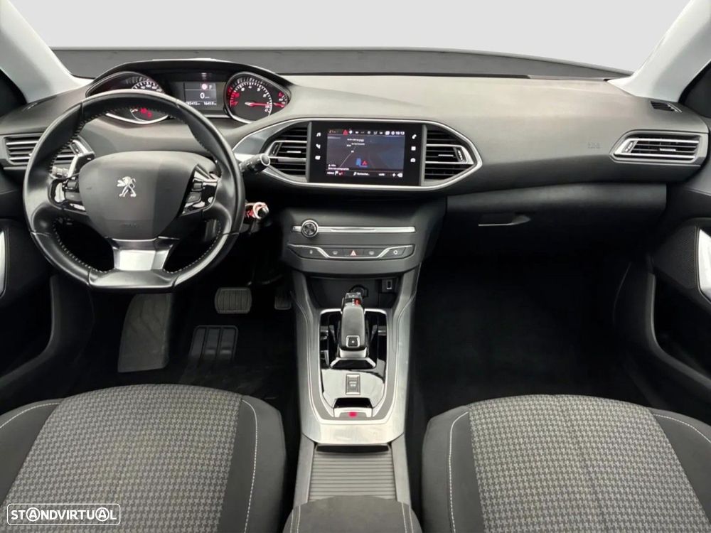 Peugeot 308 PureTech 130 EAT8 Active Pack - 7