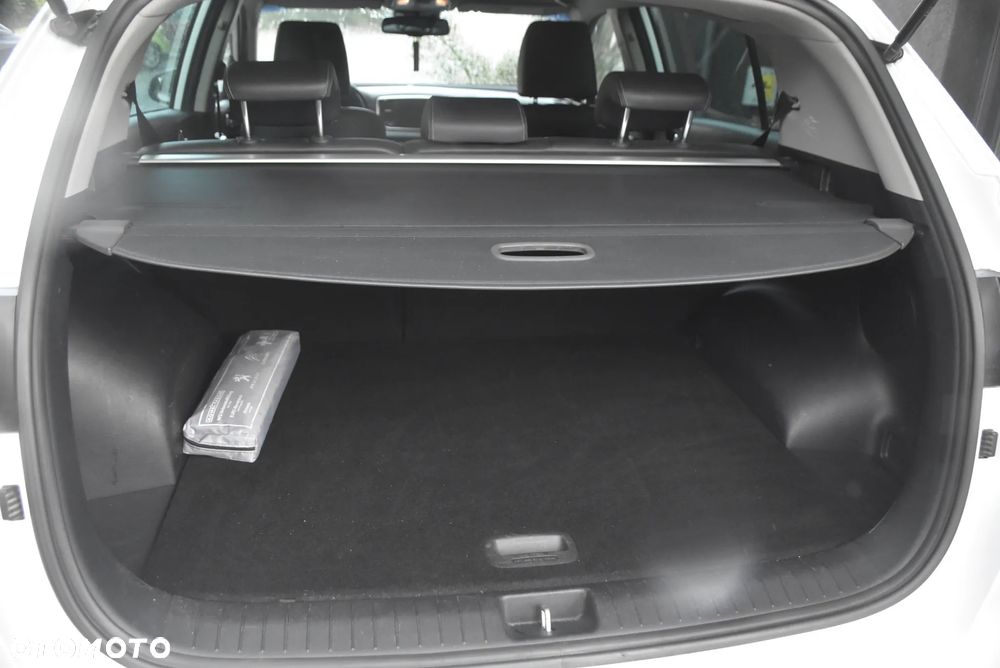 Kia Sportage 1.6 CRDI MHEV Black Edition Plus 2WD DCT - 13