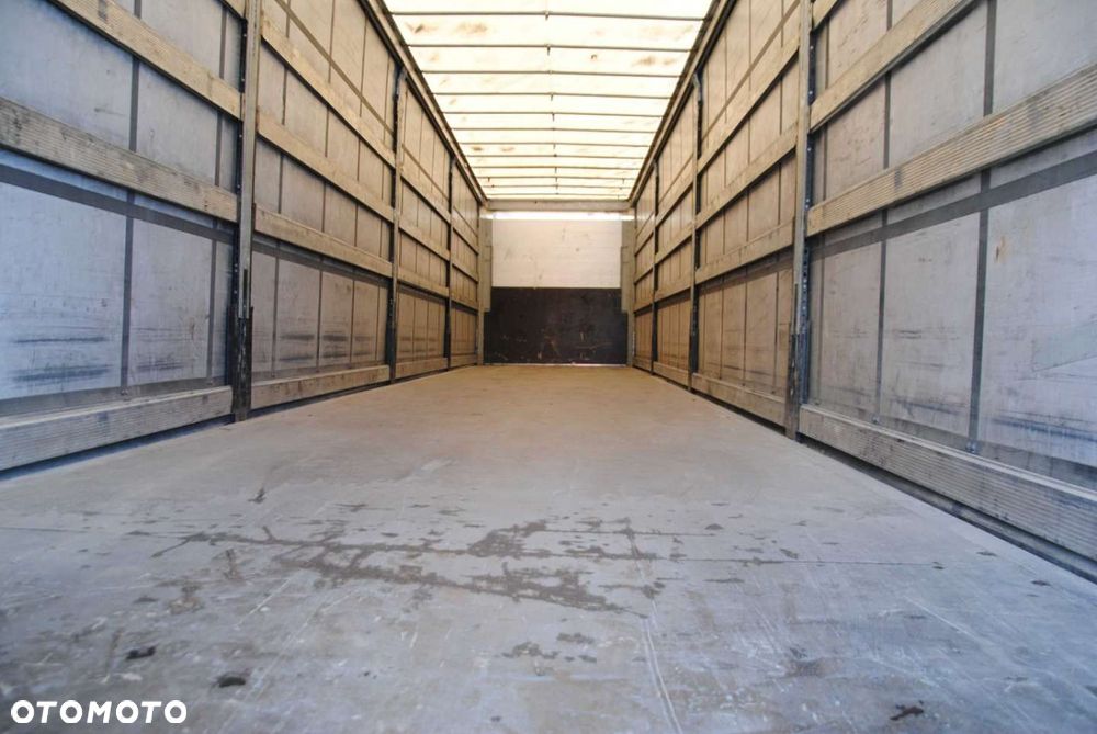 Schmitz Cargobull SCS kurtyna, podnoszona oś - 9