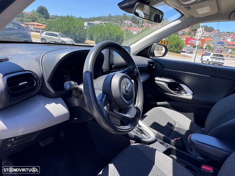 Toyota Yaris Cross 1.5 HDF Comfort - 10