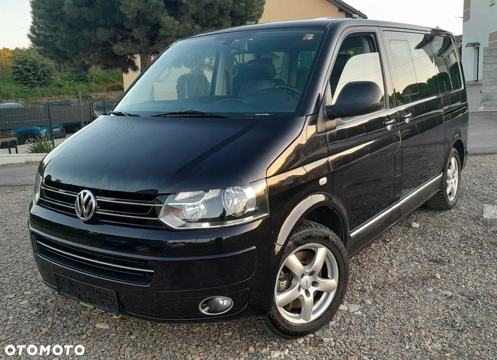 Volkswagen Caravelle - 1